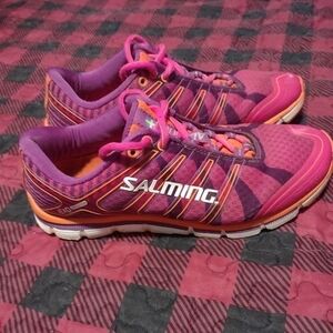 Salming women's shoes sneakers sz 8.5 gently used athletic pink
